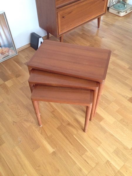 Nesting Table Teak