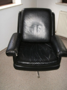 Vintage Retro Leather Sofa Design